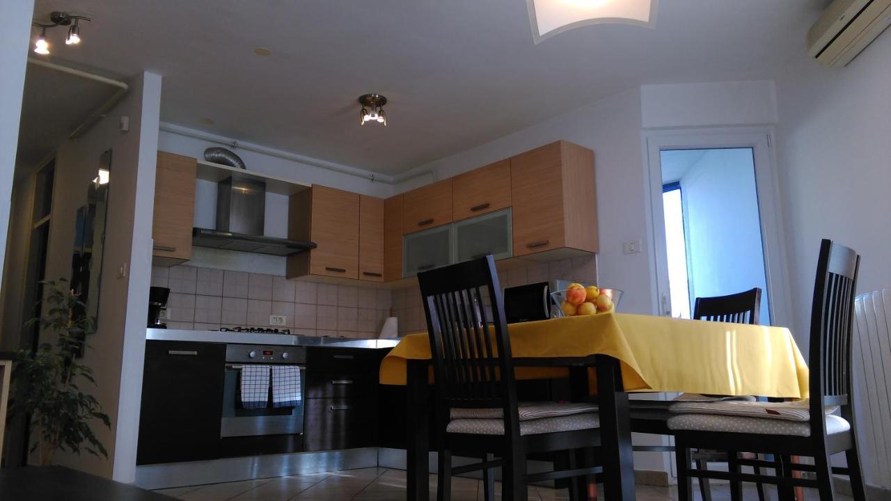 Apartament Lair By The Sea - Stoja, Pula Zewnętrze zdjęcie